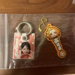 FRUITS ZIPPER 鎮西寿々歌 キーホルダー 2種セット