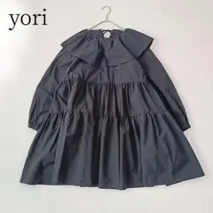 【yori/ヨリ】フリルカラー ティアードブラウス ビックカラー ペプラム　黒のサムネイル