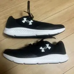 under armour 27.5センチ ランニングシューズ　チャージドパスート