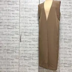 Elura エルーラ ロングジレ ベスト ブラウン 無地 モカのサムネイル
