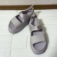 訳あり◆UGG ゴールデングロウ GoldenGlow 厚底 ライラックのサムネイル