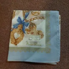 【新品】ニナリッチ・ハンカチ