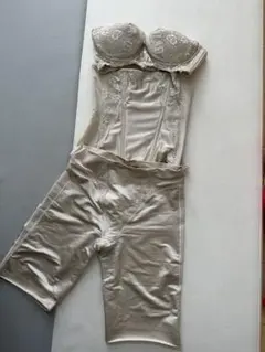 SQRE BEAUTE ブライダルインナー 3点セット C-70/70