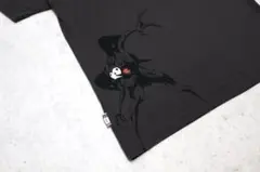 【美品】Lサイズ　ユニクロ　エヴァンゲリオン　コラボ　サキエル　胸ポケのサムネイル