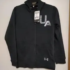 新品　アンダーアーマー　パーカー　１６０