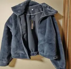 11/16まで限定値下げ GU フラッフィーブルゾン