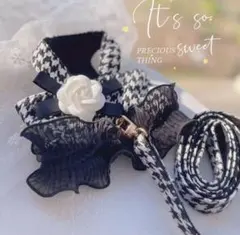 ハウンドトゥース柄、ハーネス　リード　コサージュ　3点セット　Mサイズ