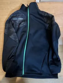 UNDER ARMOUR カモフラージュジャケット