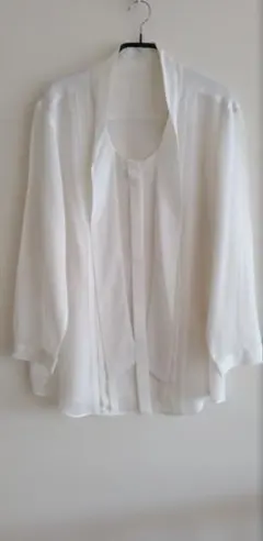 2025年最新】icB ブラウスの人気アイテム - メルカリ