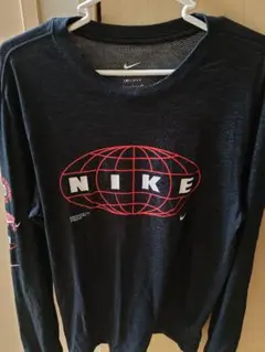 【美品】NIKE 長袖Tシャツ DRY-FIT ブラック ロンT