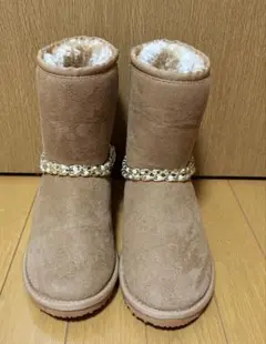 ムートンブーツ　ミドルブーツ