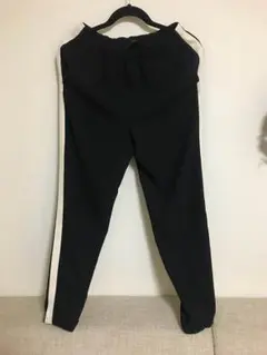 アスレジャーパンツ