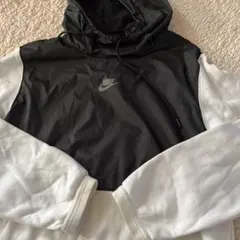 Nike ブラック/ホワイト パーカー Mサイズ