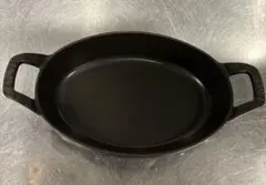 器として使える　STAUB 両手鍋 浅　ブラック　スキレット　アヒージョのサムネイル