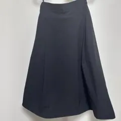 美品　ユニクロ　黒 フレアスカート