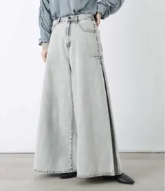 LUCA 今季品　サイドタックワイドパンツ　デニムのサムネイル