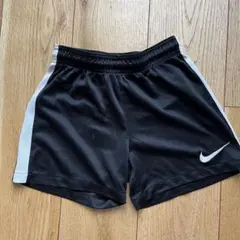 Nike Dri-FIT ハーフパンツ XS 黒122-128cm 6-8YRS