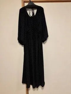 SIMPLICITEドット柄七分袖ワンピース