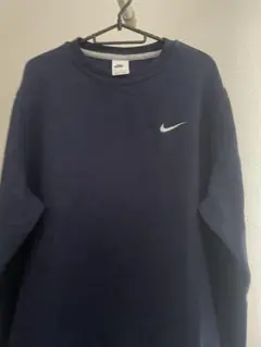 NIKEトレーナーのサムネイル