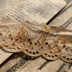 1点のみ☆ ジャンクジャーナル素材☆錆染めヴィンテージcottonレースM