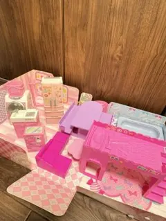 値下げ⭐︎ リカちゃん 幼稚園 家具 セット - メルカリ