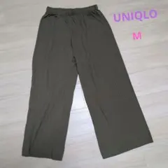 UNIQLO プリーツパンツ　M