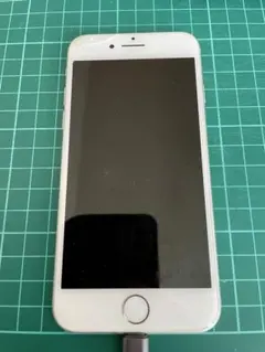 Apple iPhone 8 シルバー 本体 画面ひびあり