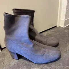 ユニクロ グレー スエード 中ヒール ブーツ