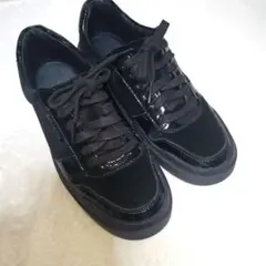 美品 COLE HAAN ブラック スニーカー表記サイズ7B約24cm