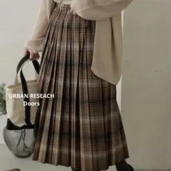 URBAN RESEARCH DOORS チェックプリーツスカート　ブラウン　F