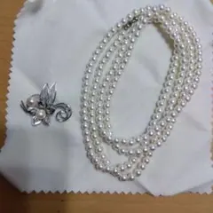 真珠ブローチとロングネックレスセット
