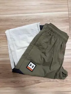 UNDER ARMOUR ナイロンパンツ カーキ ブラック ホワイトのサムネイル