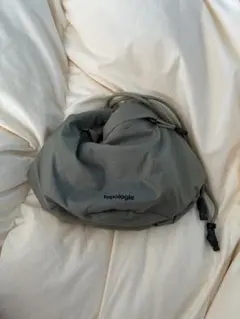 topologie リバーシブルバケット　ストラップ付