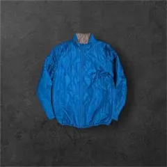 中綿ジャケット キルティング　リバーシブル モンベル似 ダウン 短丈