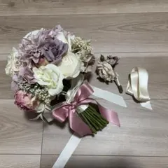 アーティフィシャルフラワーブーケ　ブートニア