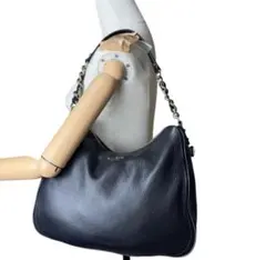 週末セール美品　katespade レザー　ハーフムーン　ワンショルダー