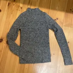 UNIQLO グレー系 タートルネックセーター サイズ9