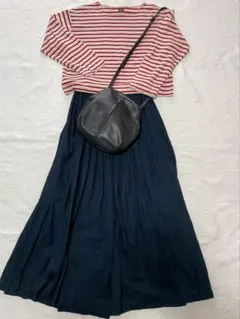 お値下げ☆バトナー 新品未着 ロンTシャツ　オフホワイト×赤ボーダーのサムネイル