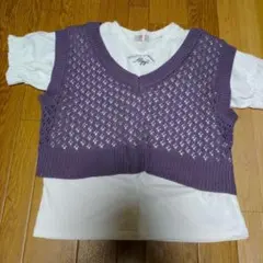 紫色ボタン付きベスト風トップス