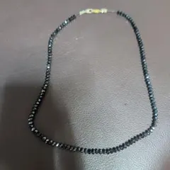 ブラックビーズネックレス