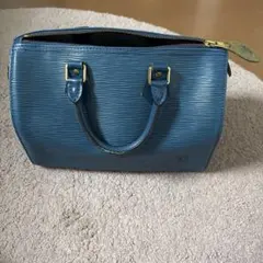 Louis Vuitton エピレザー ハンドバッグ 青