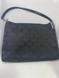 Item thumbnail for item 2af4e74b-0885-449a-abce-ed5d11f4deb6