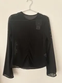 mame kurogouchi UNIQLO シアートップス　新品　未使用　Mのサムネイル