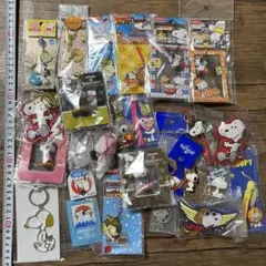 スヌーピー　マスコットストラップなど25種セット　鍵、ユニバーサル、限定