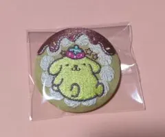 サンリオキャラクターズ　刺繍缶バッジ　ポムポムプリン