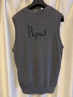 PAPAS パパス　グレーベスト　L Papas パパス ニットベスト L バックロゴ グレー - メルカリ