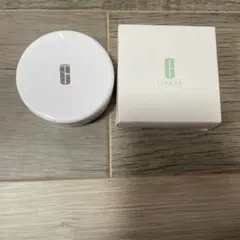 非売品　新品　CLINIQUE パウダーケース パフ付きのサムネイル