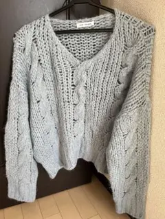 blue palang Vネック ケーブル編みニット