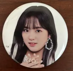 NiziUリオ 缶バッチ