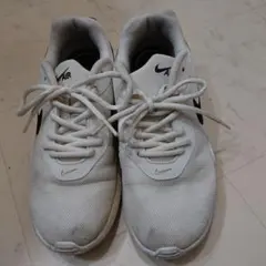 Nike Air ホワイト スニーカー